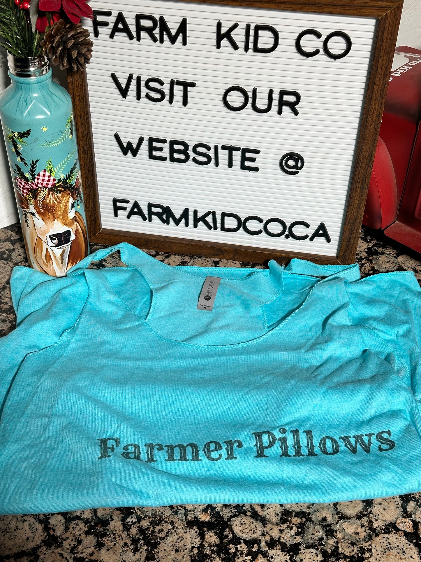 Farmer Pillows TANK SIZE MEDIUM 25% OFF